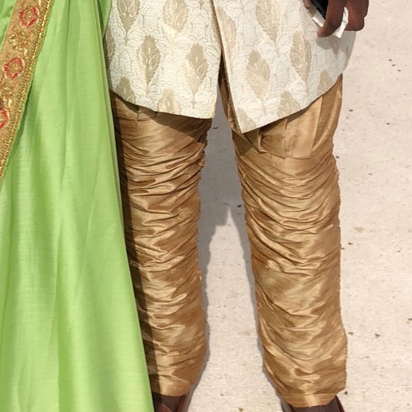 Indian Sherwani size 42 - Picture 4 of 4